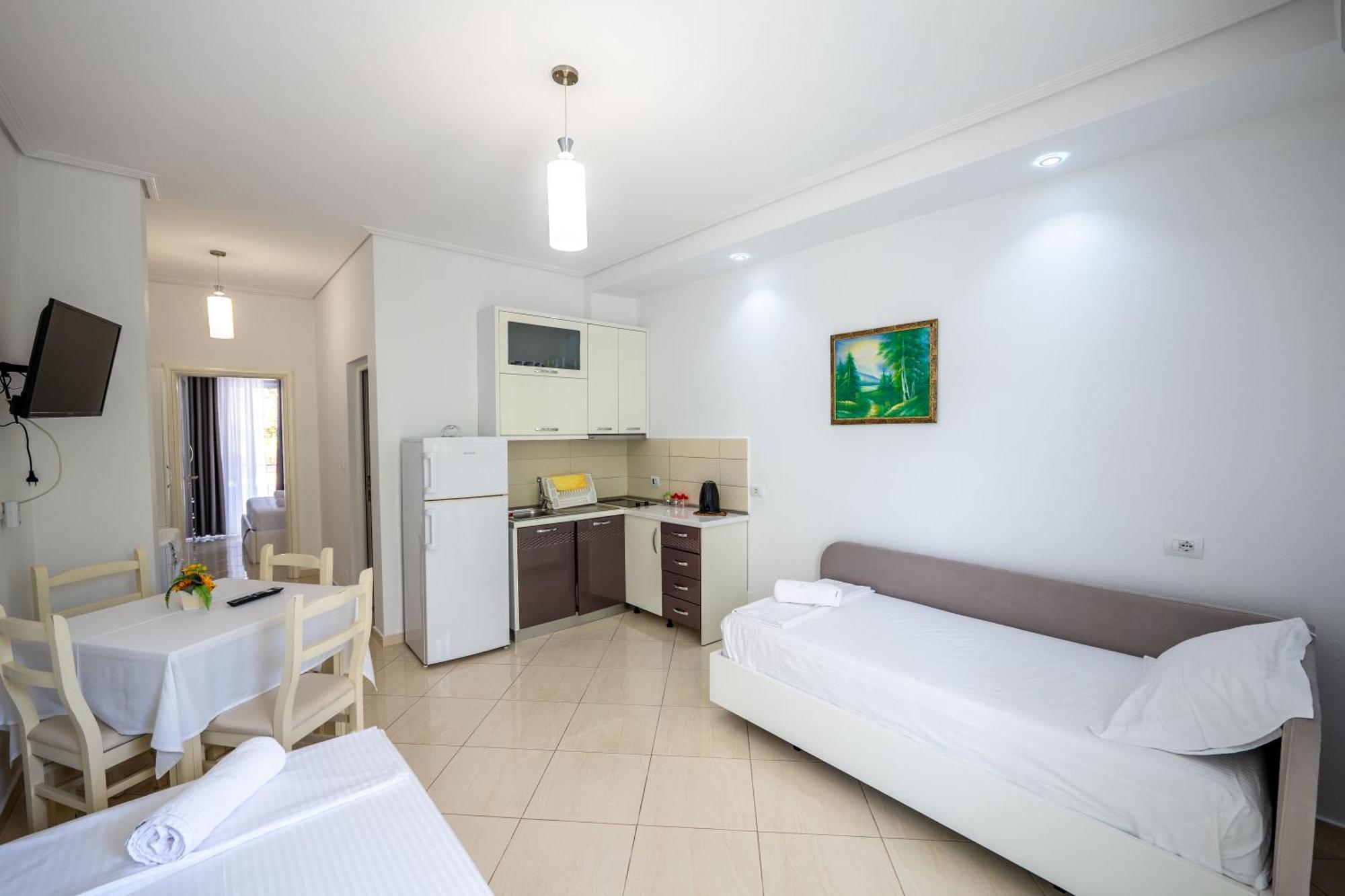 Apartments Margarita Ksamil Bagian luar foto