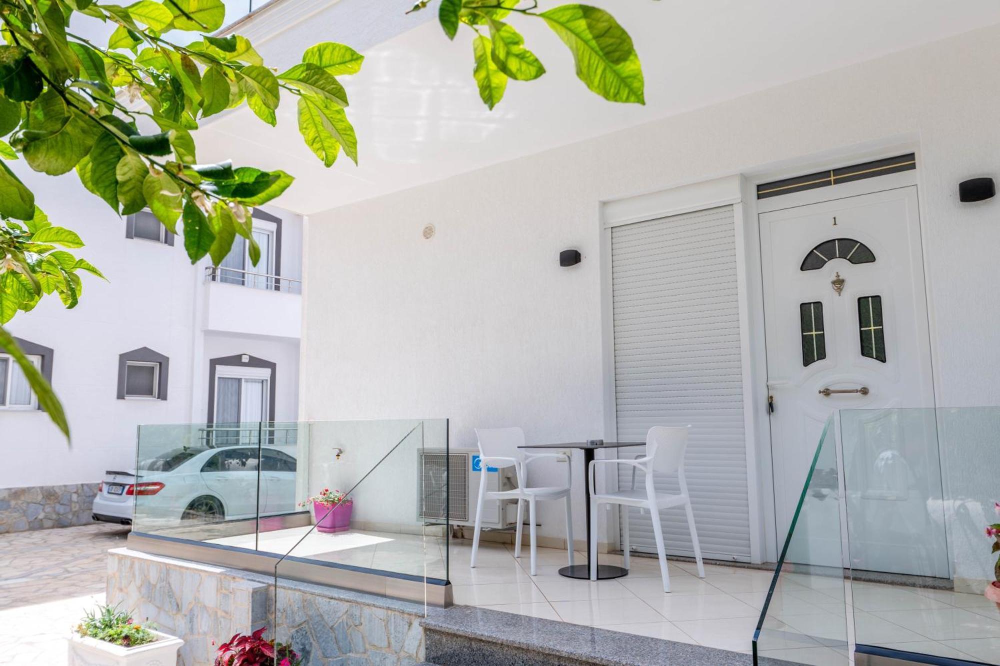 Apartments Margarita Ksamil Bagian luar foto